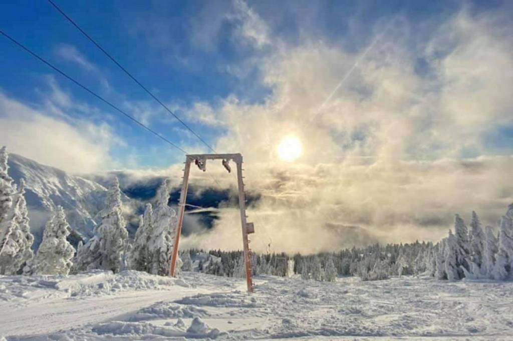 Kids 12 and under can ski for free this season at Vancouver Island’s ‘other’ mountain